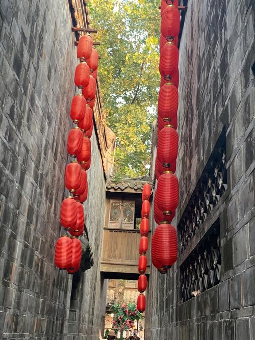 武汉按摩店全攻略：春熙路、锦里古街与桐梓林的最佳体验